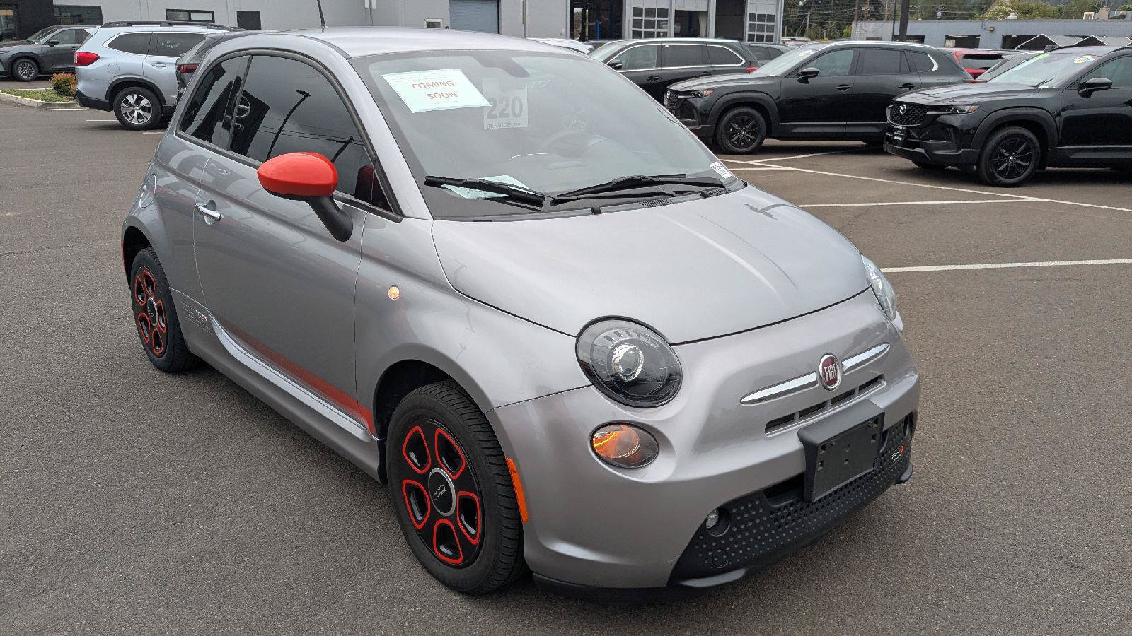 Used 2018 FIAT 500 e w/ Esport Package FWD image 7