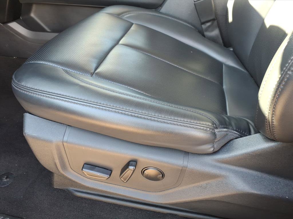 Used 2024 Ford Expedition XLT image 9