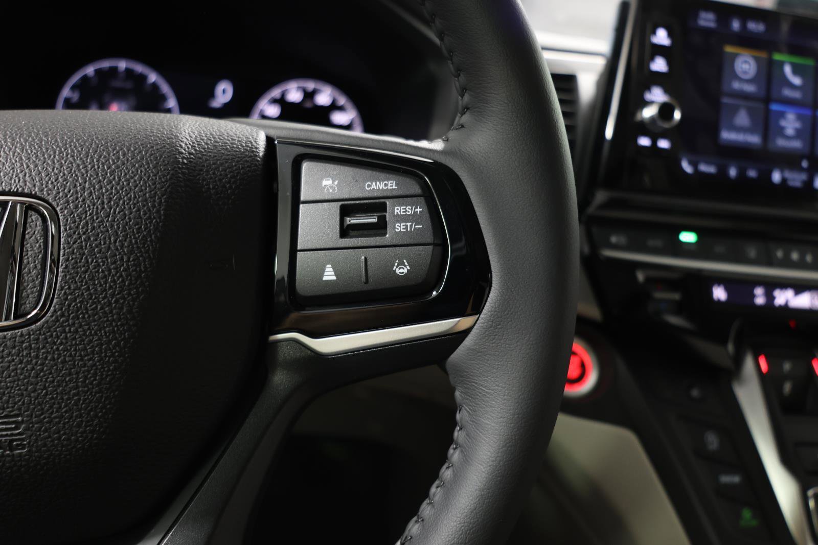 Used 2026 Honda Odyssey EX-L image 17