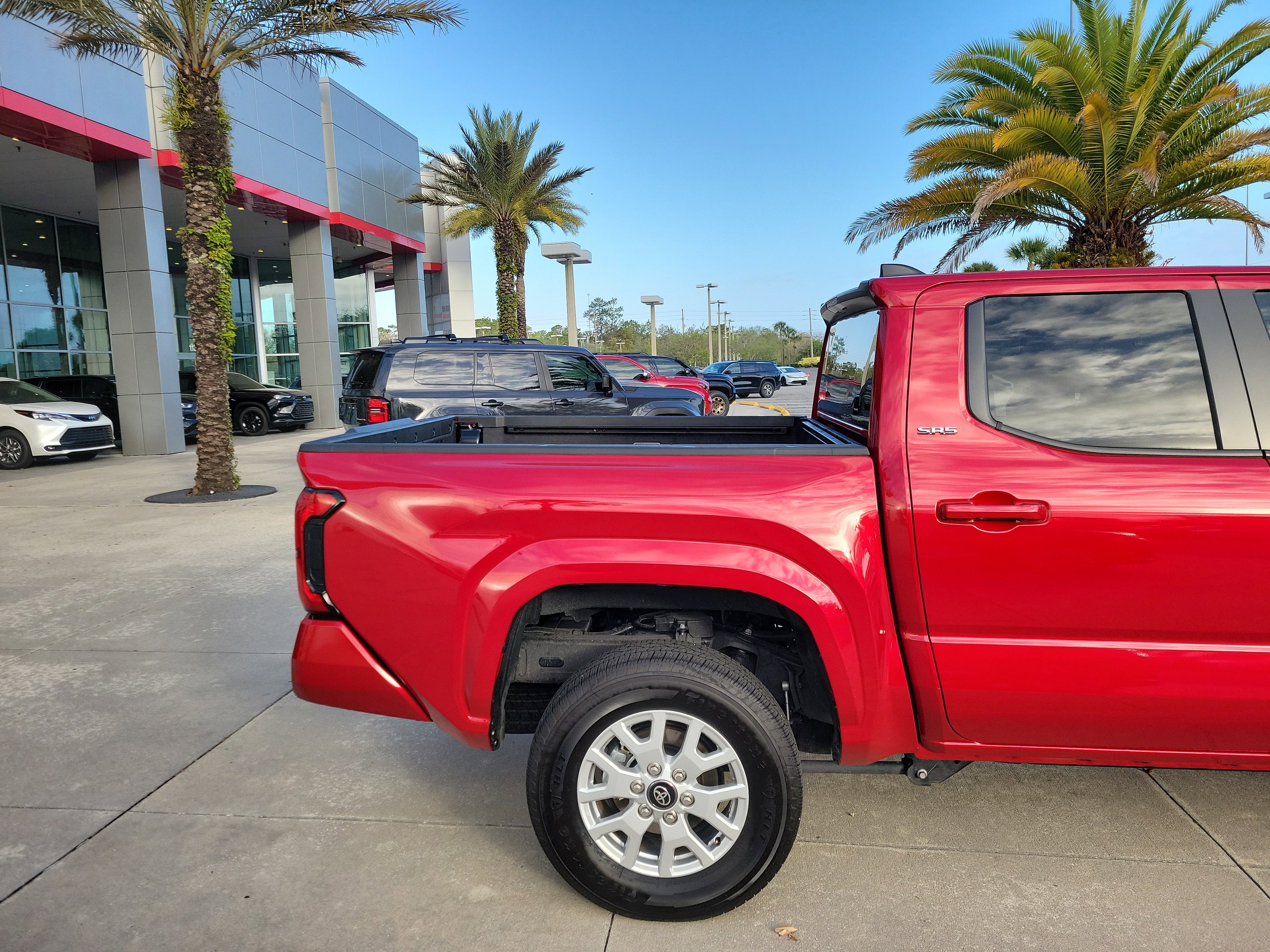 Certified 2025 Toyota Tacoma SR5 image 6