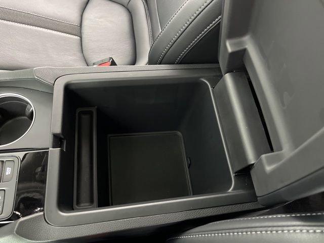 Used 2025 Honda Pilot Touring image 29