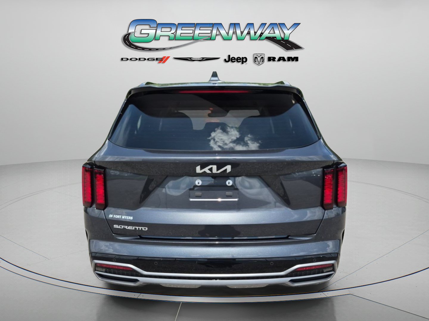 Used 2023 Kia Sorento S FWD image 2