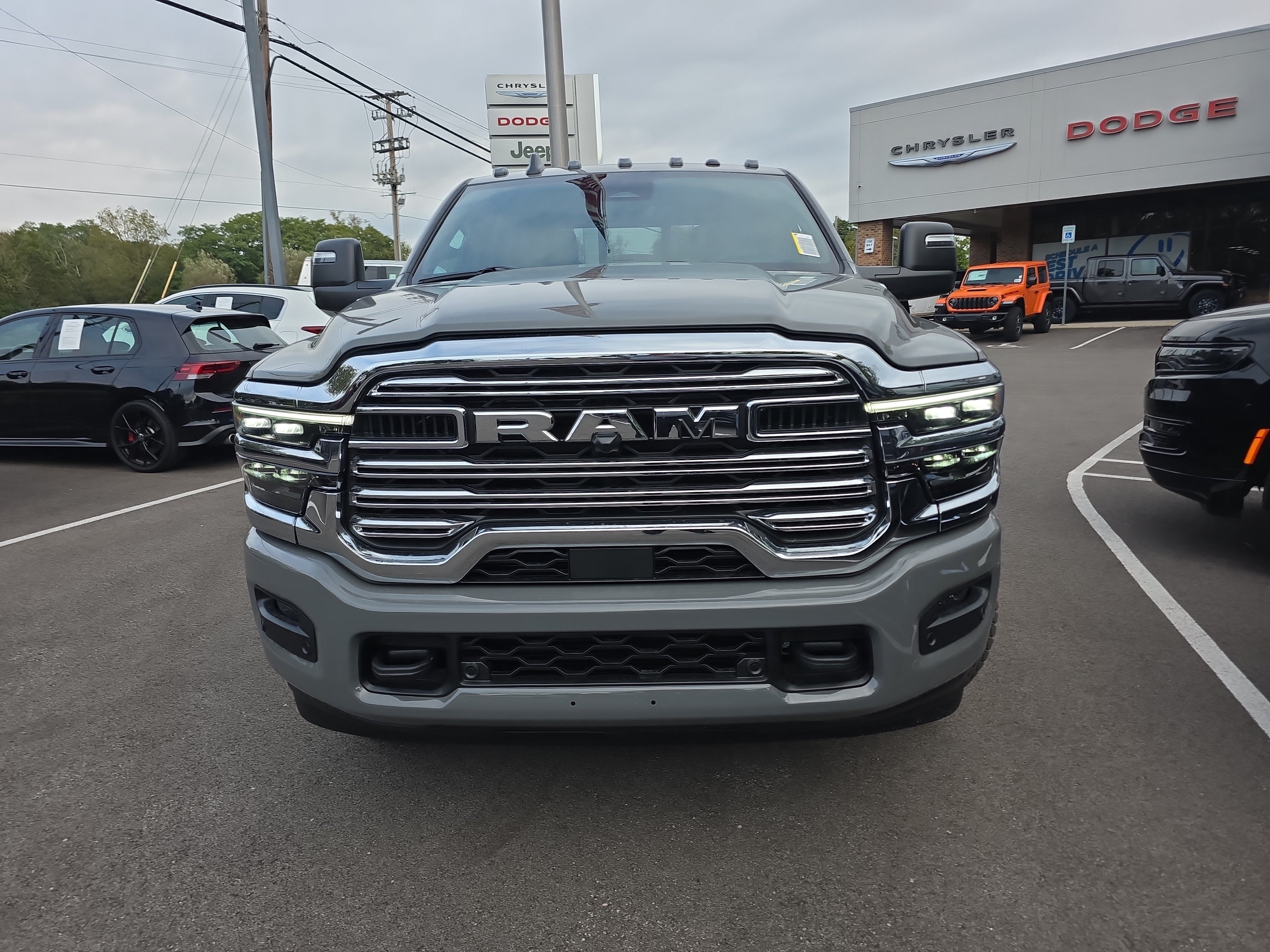 New 2027 RAM 3500 4x4 Crew Cab DRW image 19