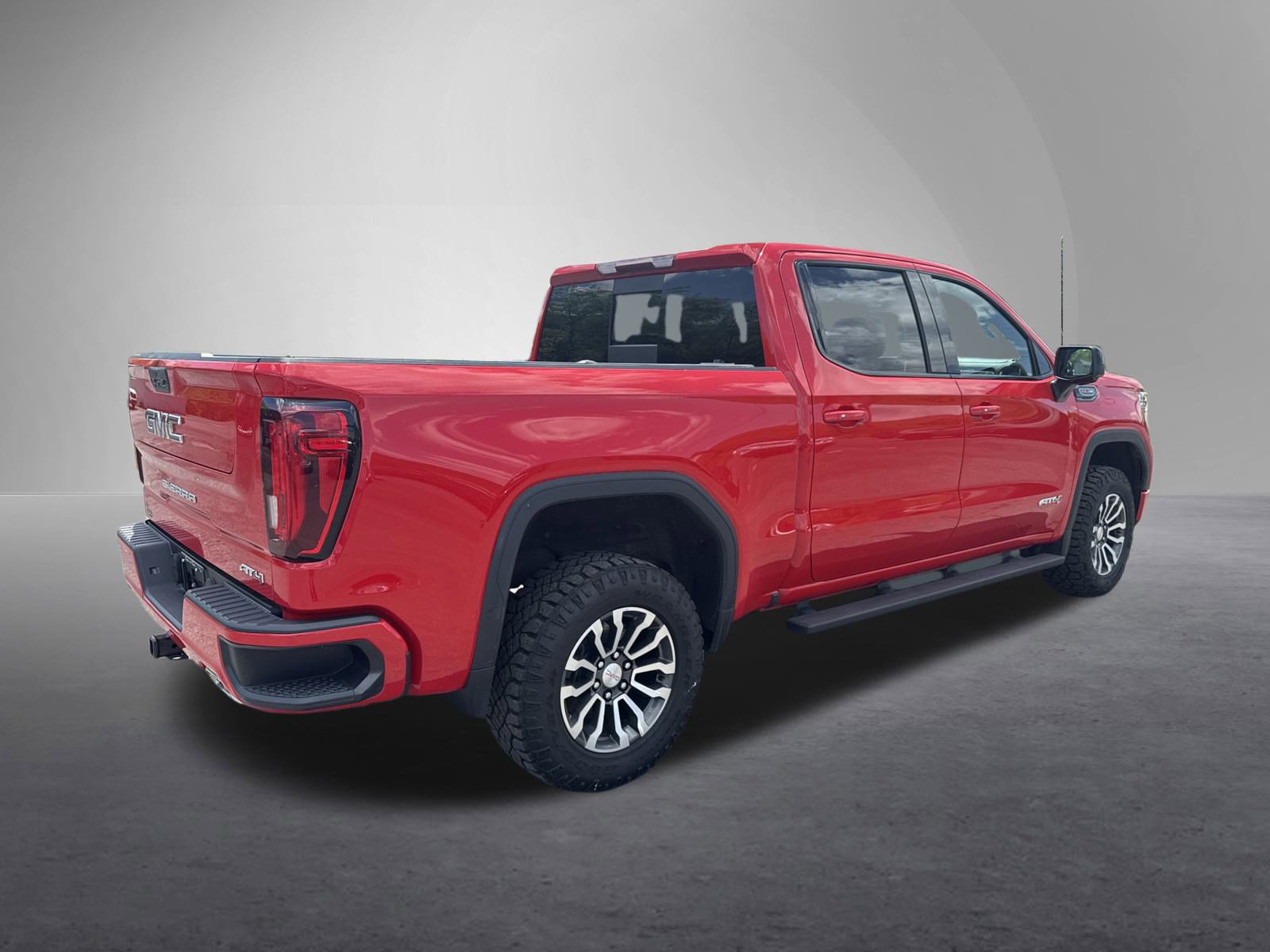 Used 2022 GMC Sierra 1500 AT4 w/ AT4 Preferred Package video 3