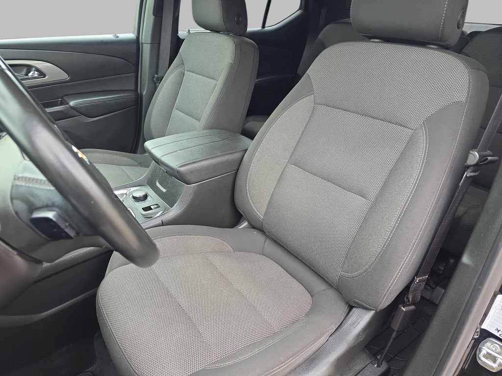 Certified 2023 Chevrolet Traverse LT AWD/4WD image 17