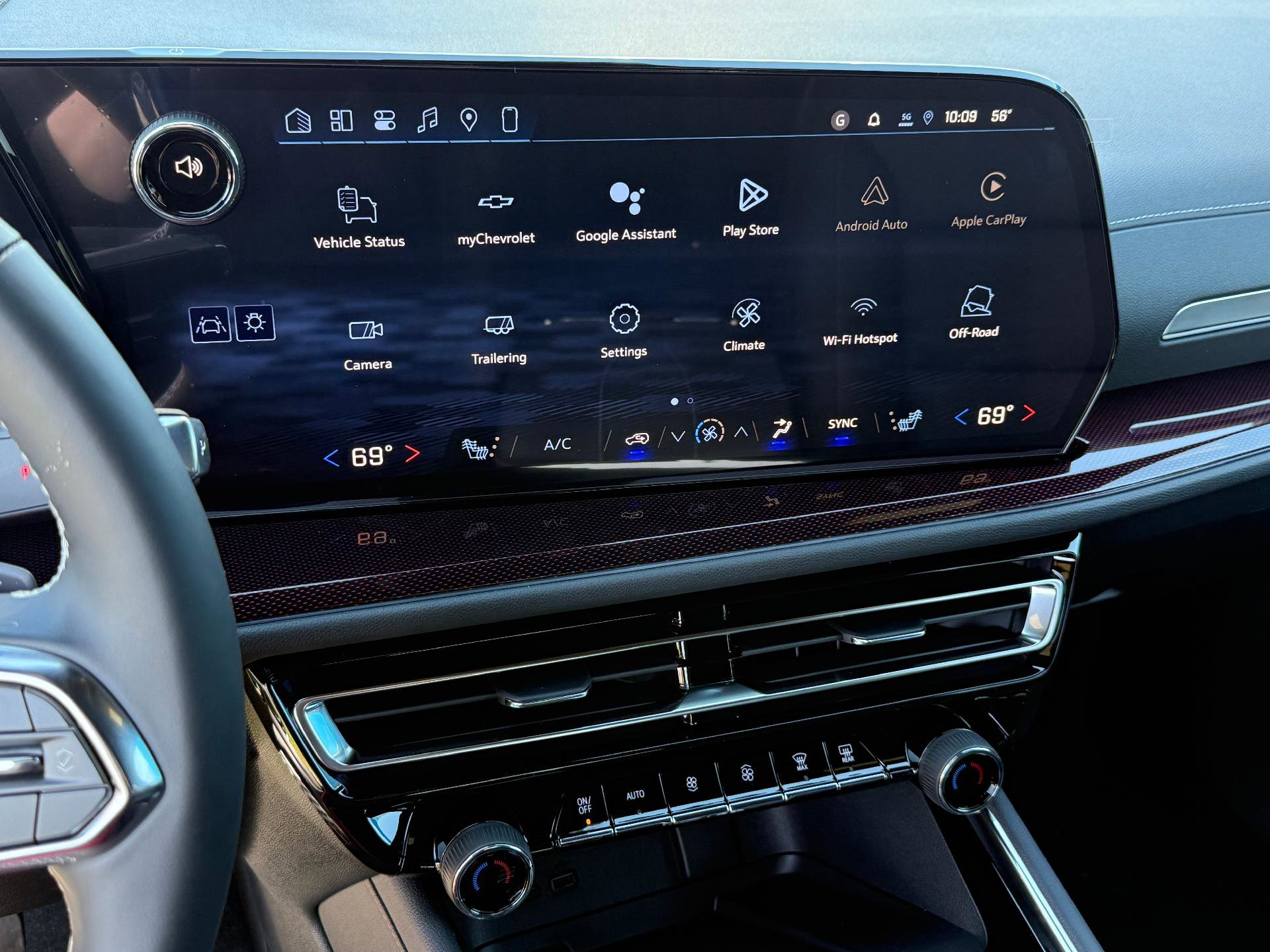 New 2026 Chevrolet Traverse Z71 w/ Driver Confidence Package image 14