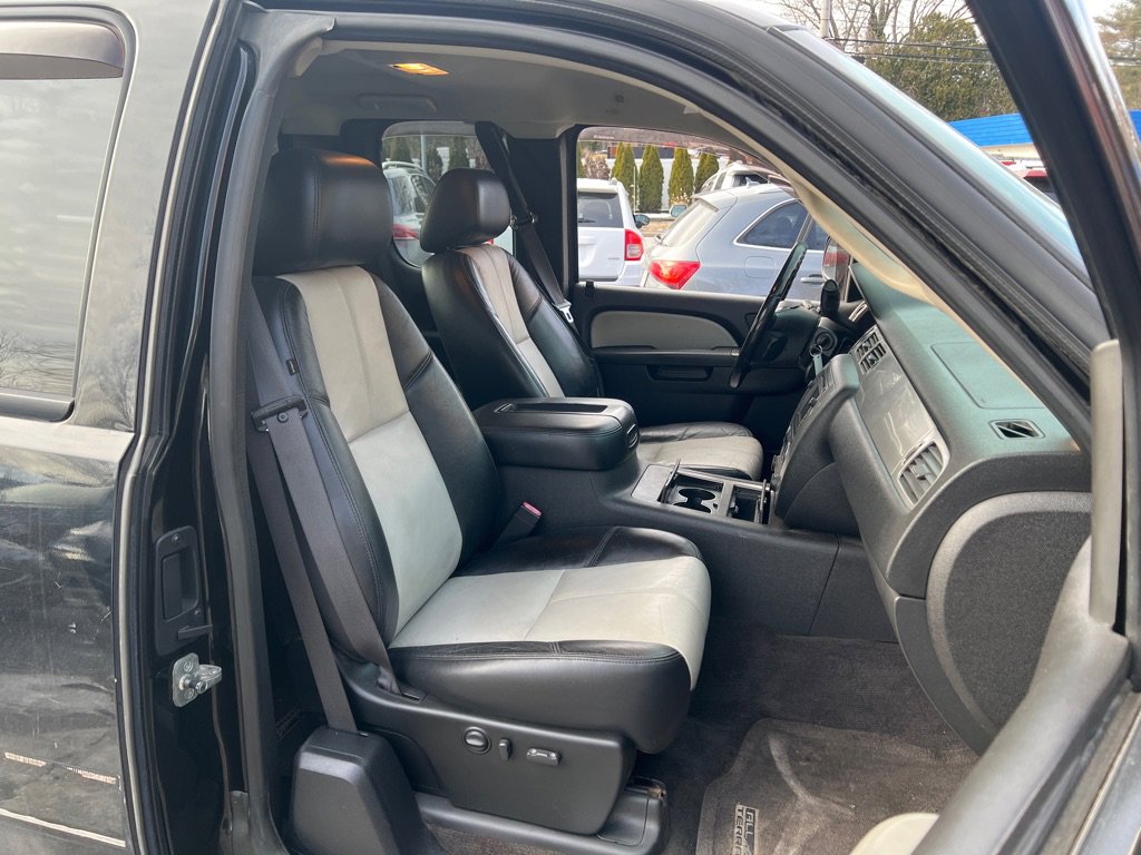 Used 2010 GMC Sierra 1500 SLT w/ All-Terrain Package image 15