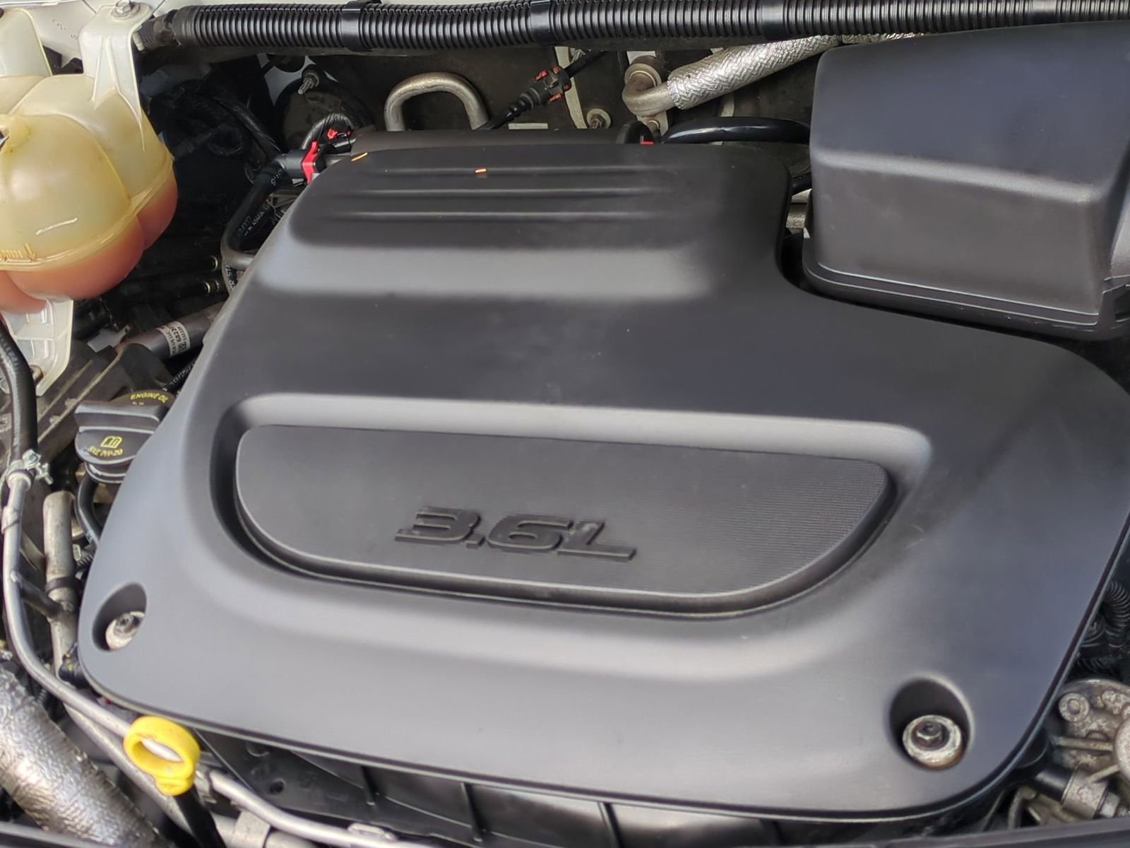 Used 2019 Chrysler Pacifica Limited w/ S Appearance Package image 18