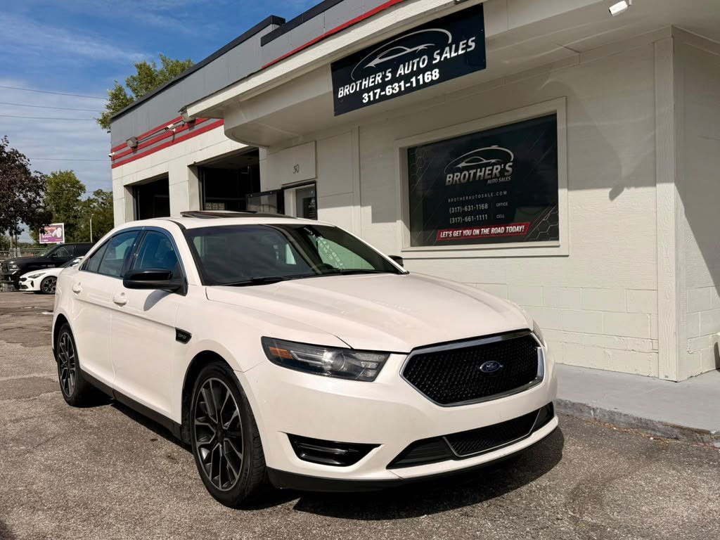Used 2019 Ford Taurus SHO AWD/4WD image 7