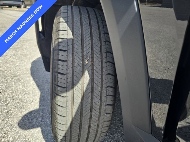 Used 2025 GMC Terrain Elevation image 29