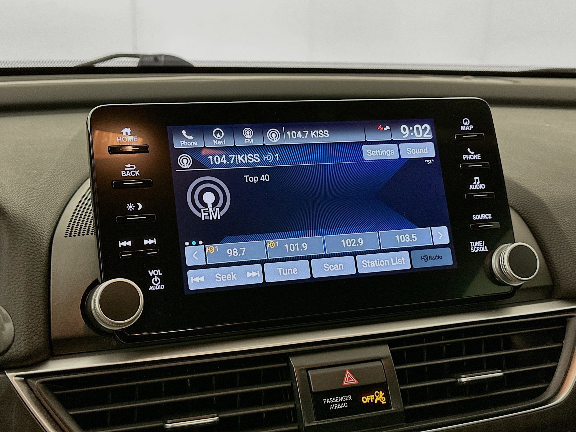 Used 2021 Honda Accord Touring image 21