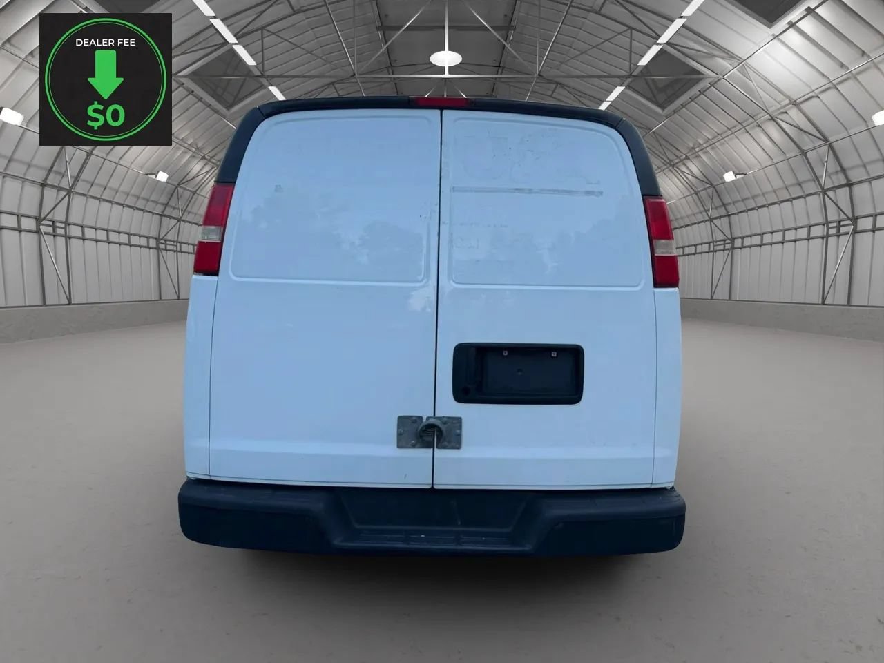 Used 2015 Chevrolet Express 3500 RWD image 4