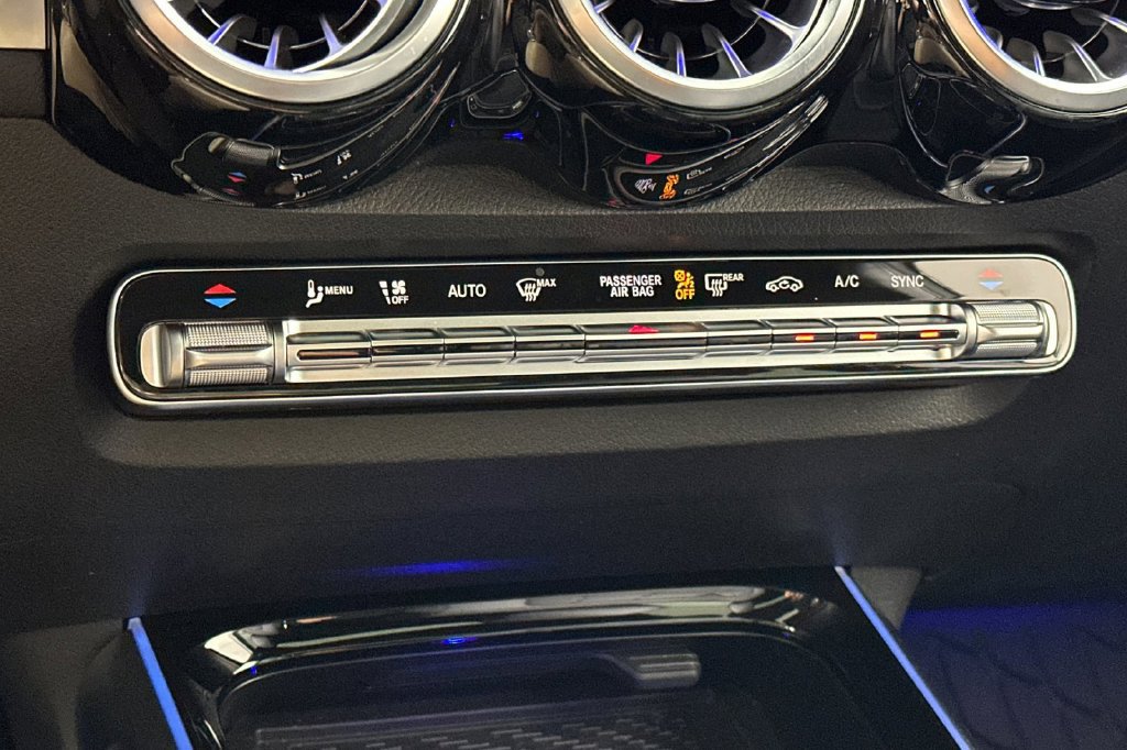 Certified 2026 Mercedes-Benz GLB 250 4MATIC image 24