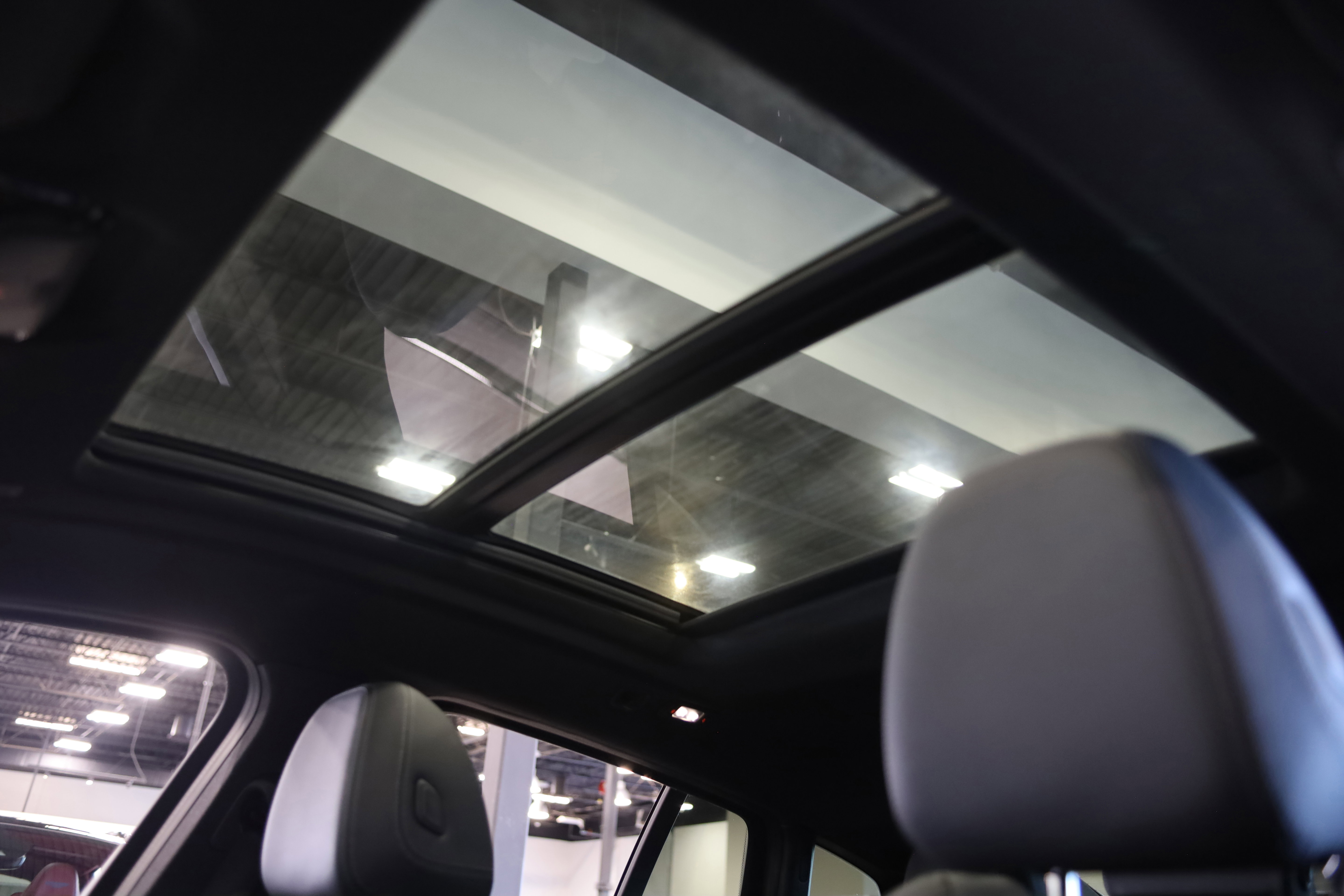 Used 2022 BMW X4 M AWD/4WD image 34