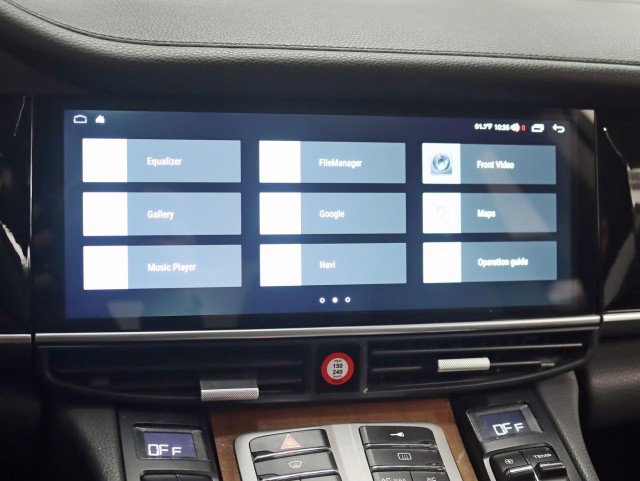 Used 2011 Porsche Panamera S image 19