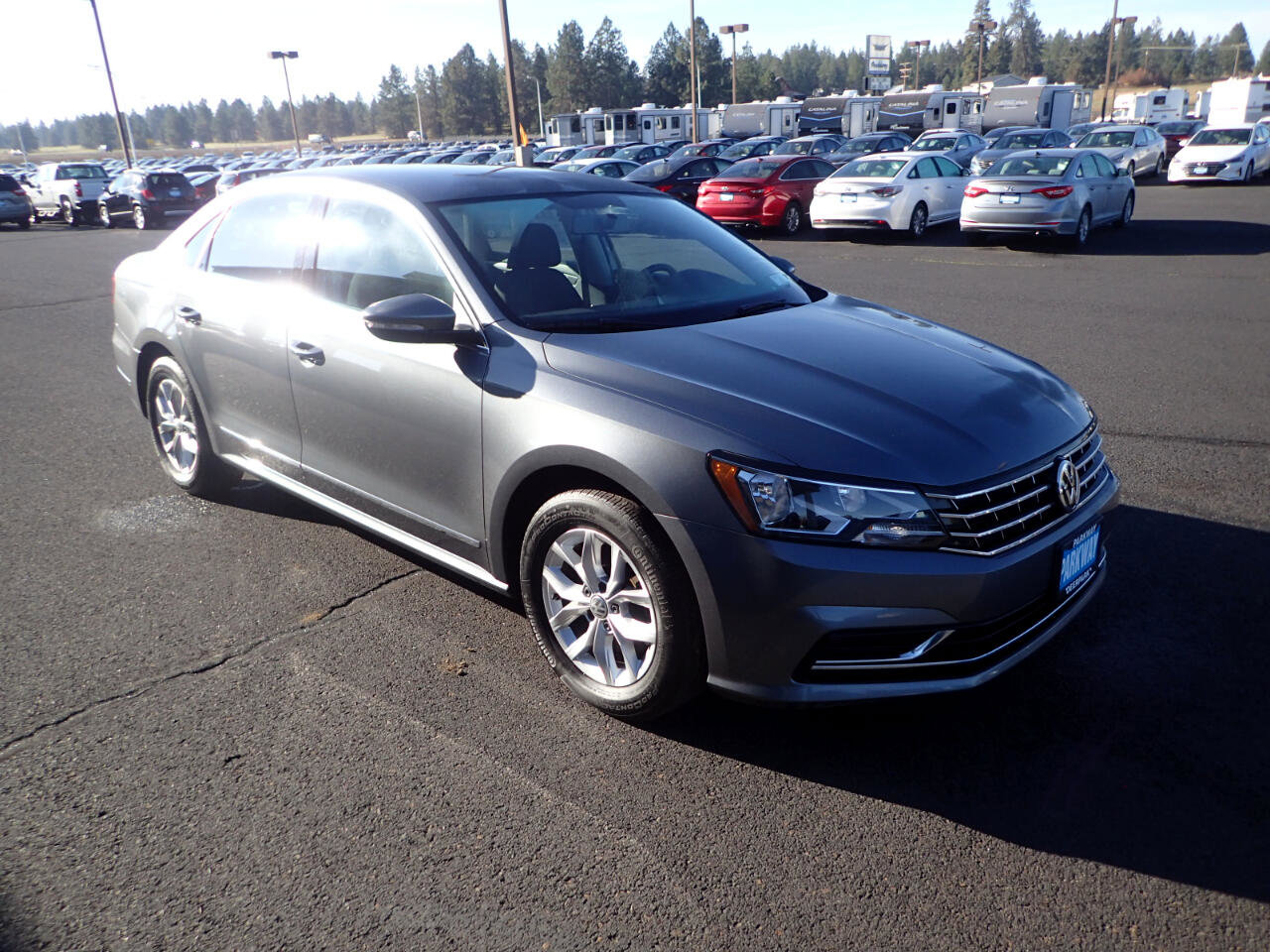 Used 2017 Volkswagen Passat 1.8T S image 7