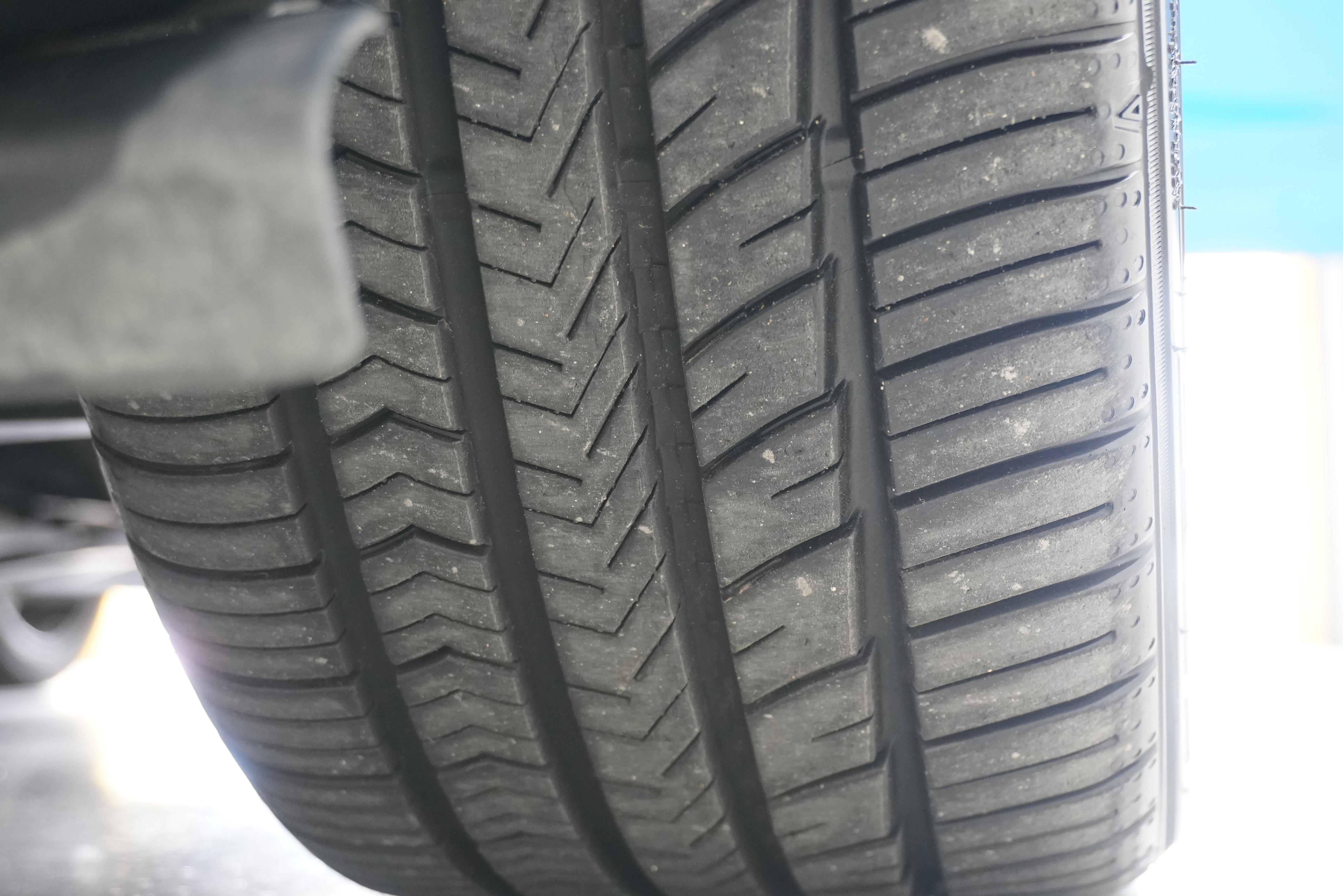 Used 2023 Nissan Sentra SR w/ SR Premium Package FWD image 28