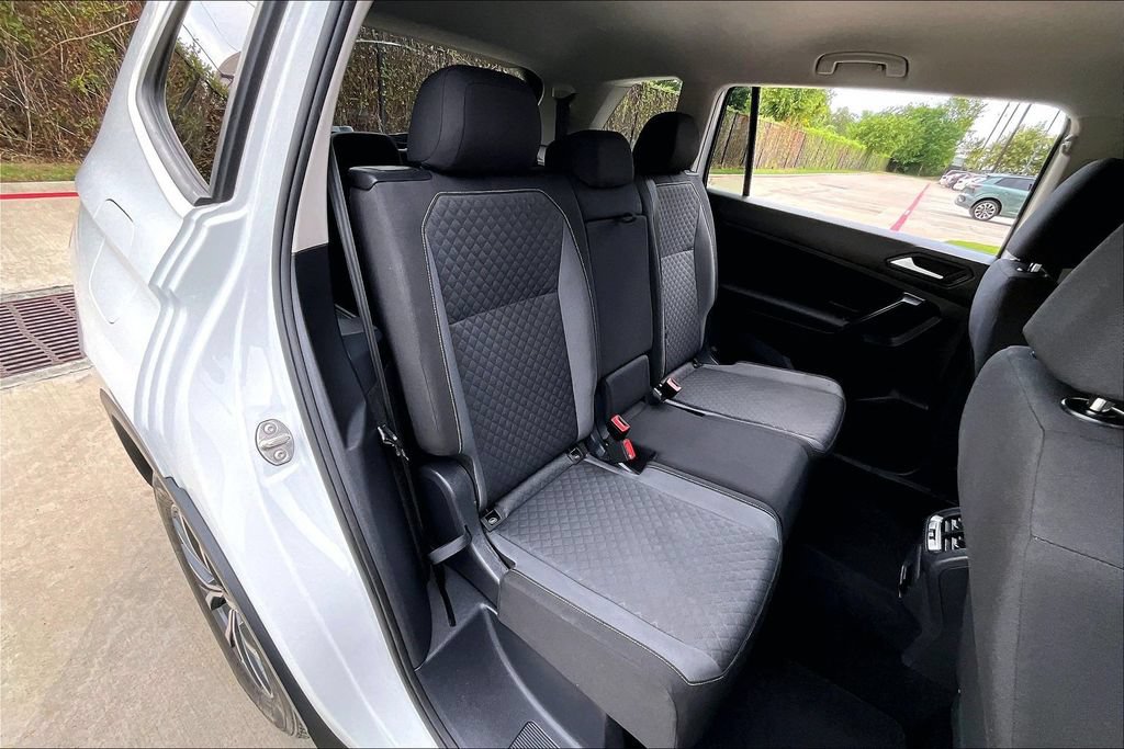 Used 2021 Volkswagen Tiguan S FWD image 33