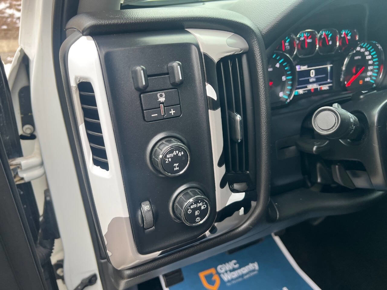 Used 2017 Chevrolet Silverado 1500 LT w/ All Star Edition image 13