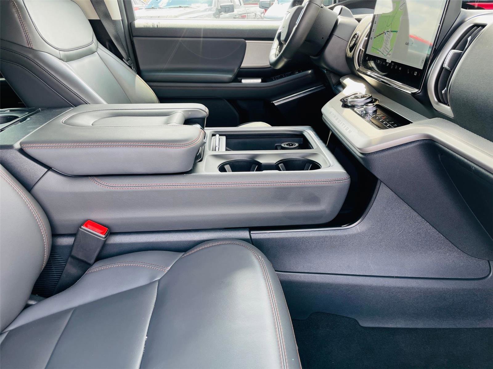 Certified 2025 Ford Expedition Active RWD image 22