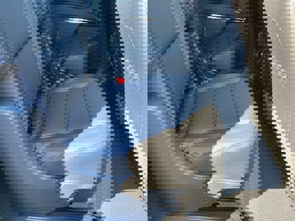 New 2026 Chevrolet Traverse LT w/ Midnight/Sport Edition image 17