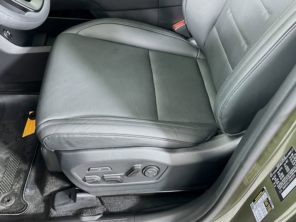 Certified 2025 Hyundai Santa Fe Calligraphy image 20