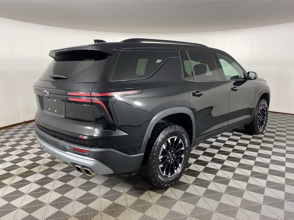 Used 2024 Chevrolet Traverse Z71 AWD/4WD image 10