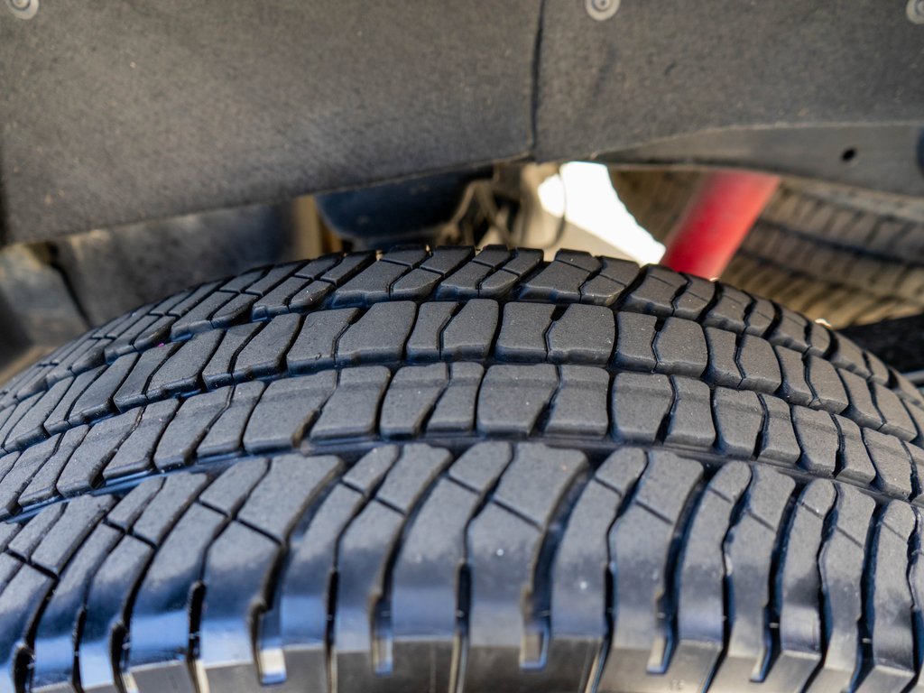 Used 2024 GMC Sierra 2500 SLE w/ Preferred Package image 29