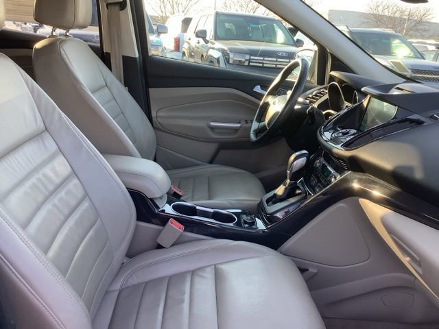Used 2016 Ford Escape Titanium image 28