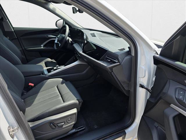 New 2025 Audi Q5 Premium Plus image 11