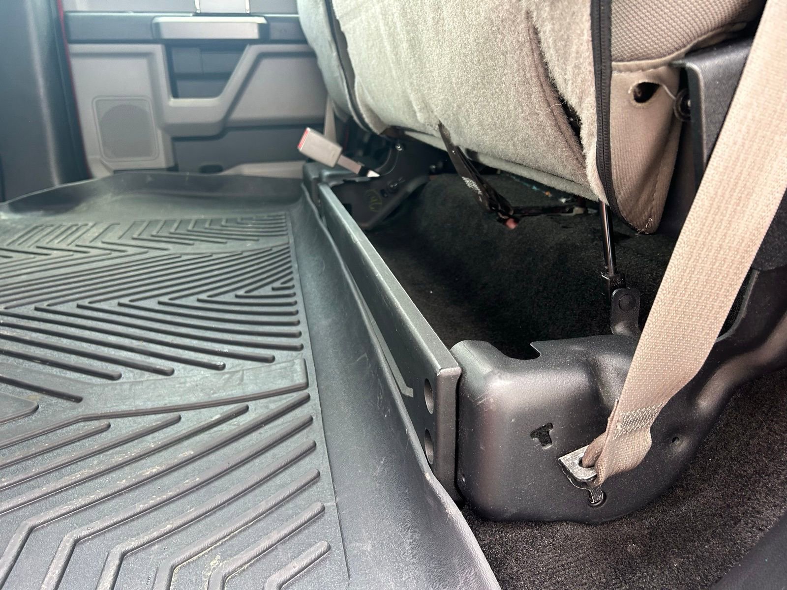 Used 2017 Ford F150 XLT w/ Equipment Group 302A Luxury image 26