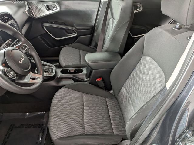 Used 2023 Kia Soul LX w/ Option Group 015 image 12