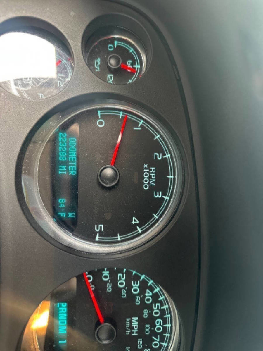 Used 2013 GMC Sierra 2500 Denali w/ Suspension Package, Off-Road image 14