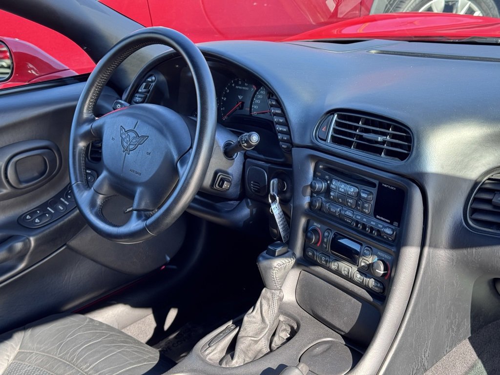 Used 2002 Chevrolet Corvette Base w/ Preferred Equipment Group2 image 22