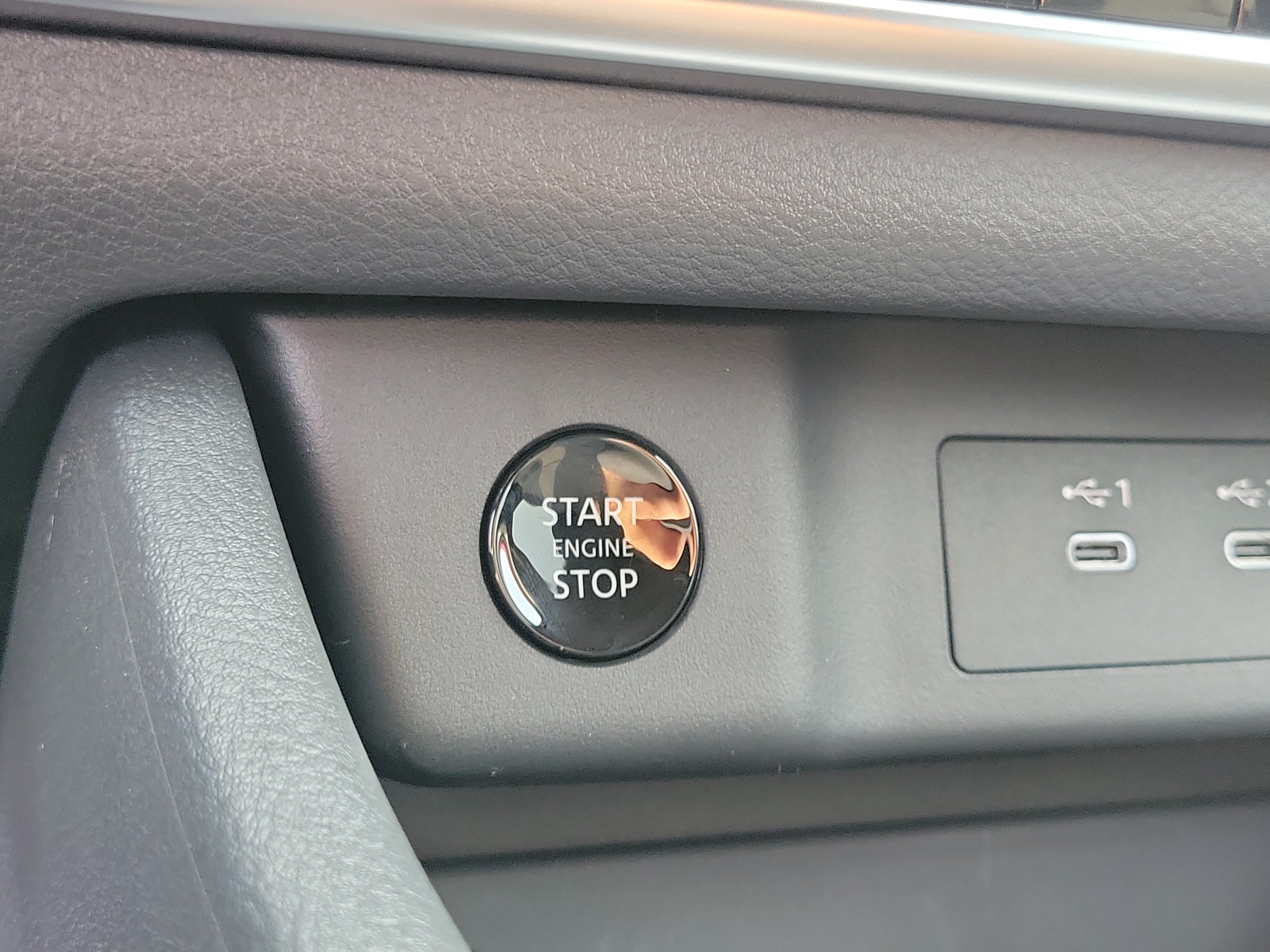 New 2026 Nissan Rogue SV w/ Cold Weather Package AWD/4WD image 28