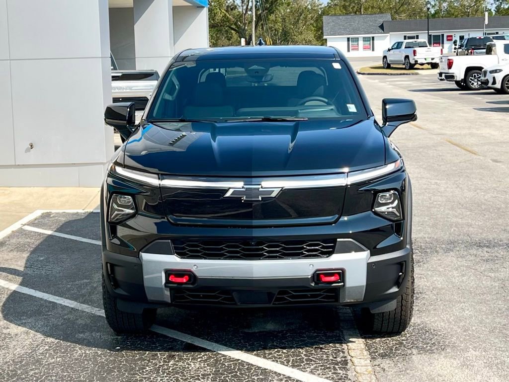 New 2026 Chevrolet Silverado EV Trail Boss image 6