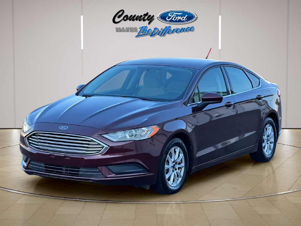 Used 2017 Ford Fusion S FWD image 2