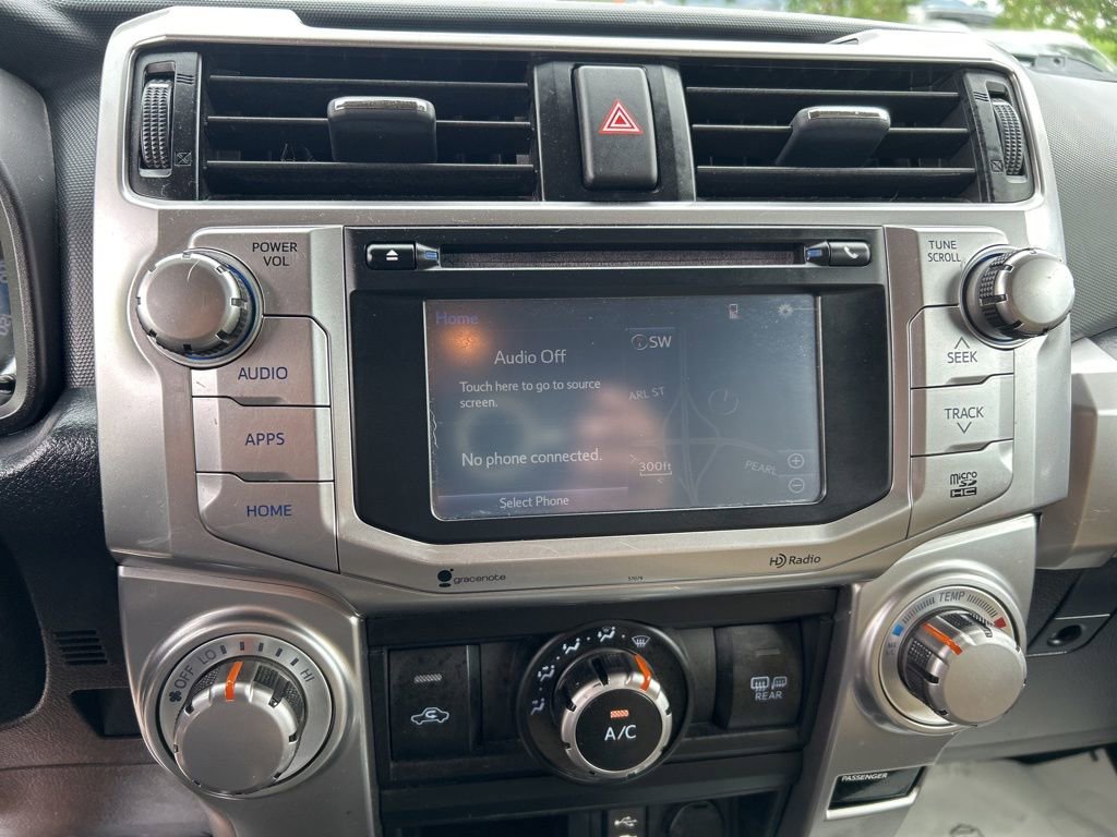Used 2014 Toyota 4Runner SR5 AWD/4WD image 27