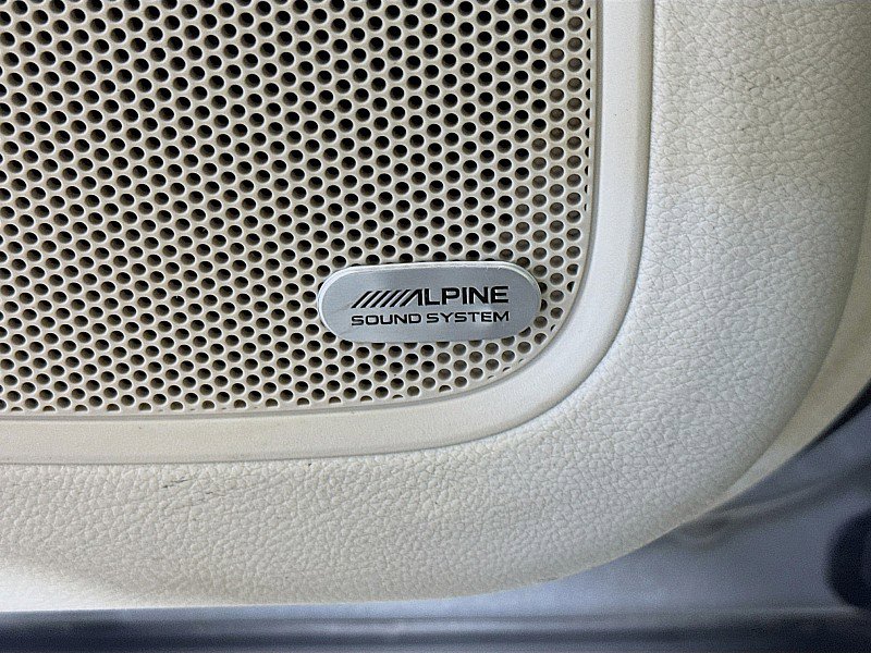 Used 2015 Chrysler 200 C w/ Navigation & Sound Group I image 20