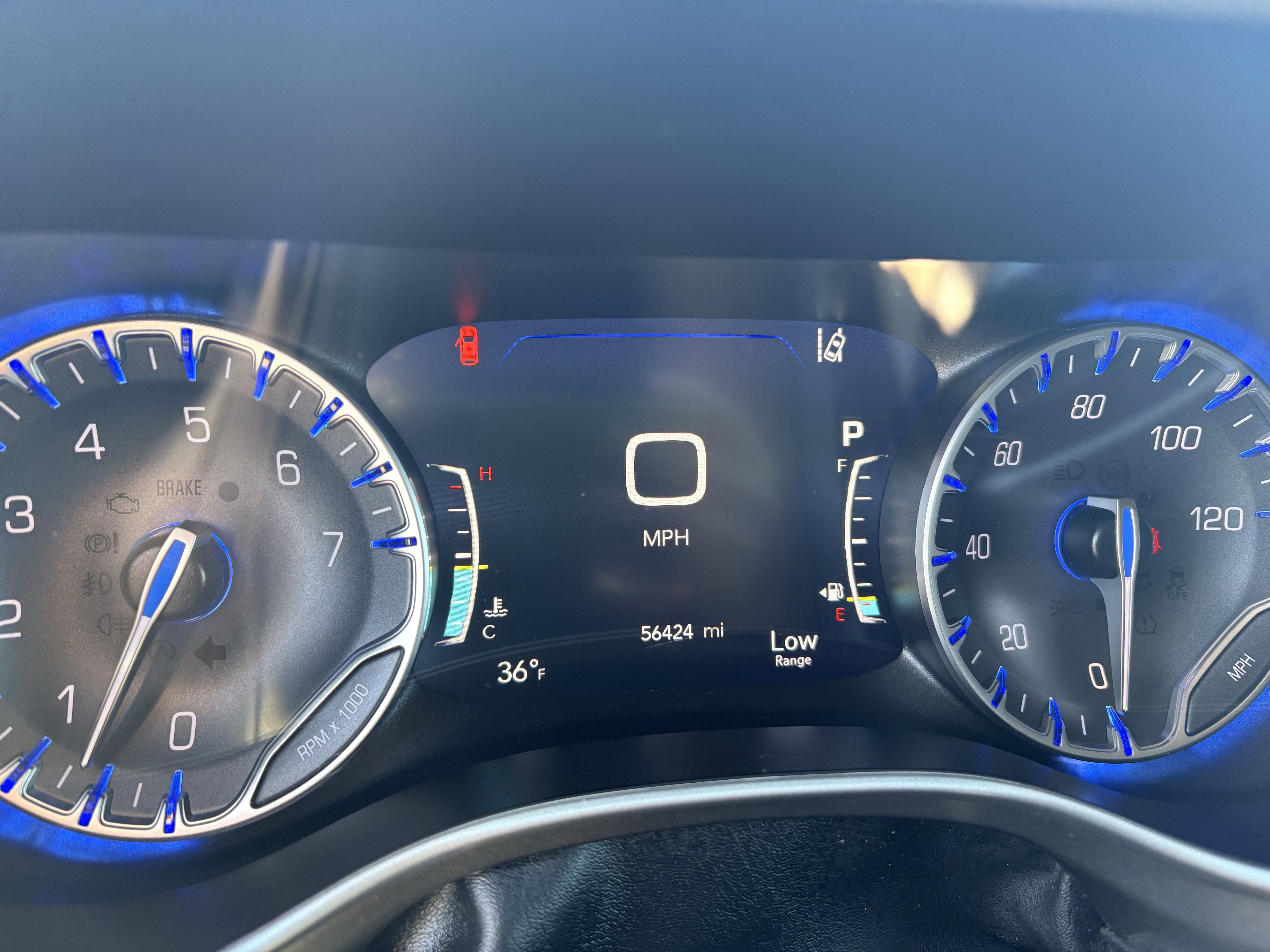 Used 2024 Chrysler Pacifica Touring-L image 14