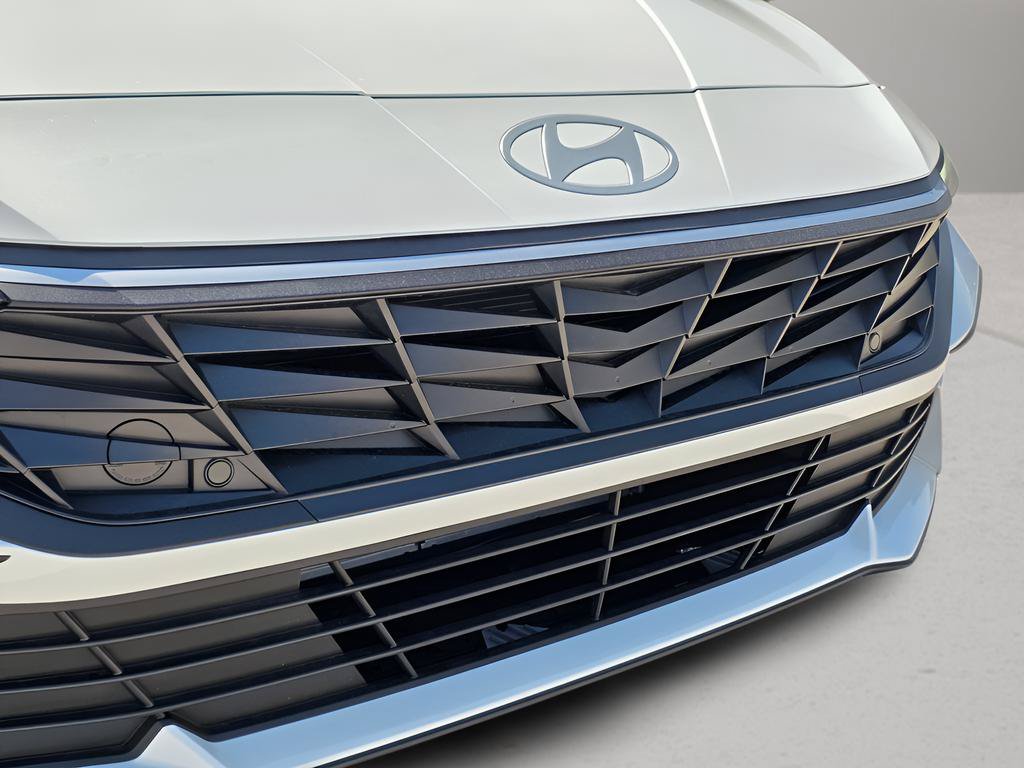 New 2026 Hyundai Elantra SE w/ Cargo Package FWD image 9