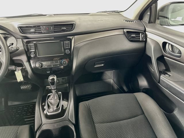 Used 2020 Nissan Rogue Sport S w/ Appearance Package AWD/4WD image 23