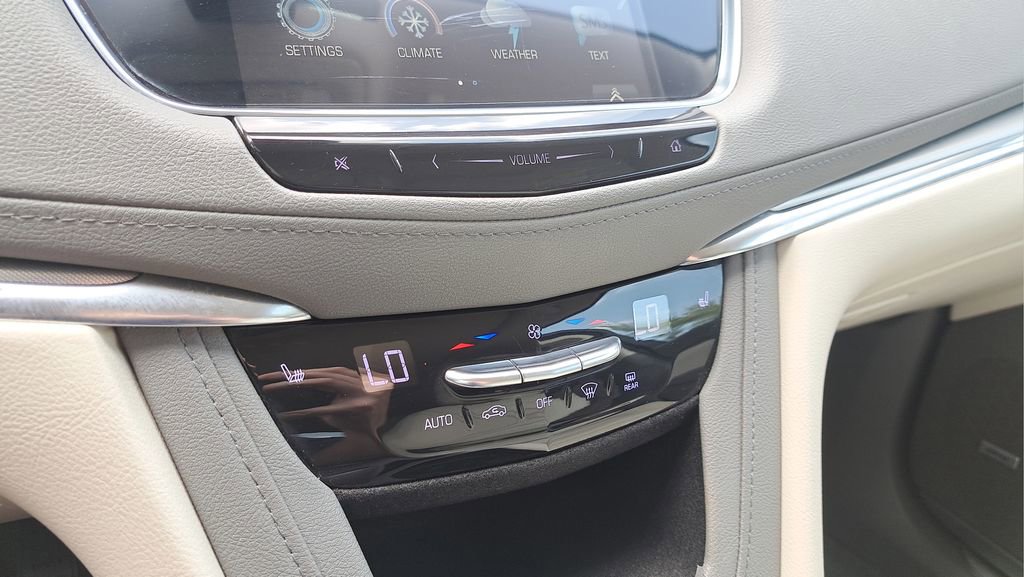 Used 2019 Cadillac XT5 Luxury image 22