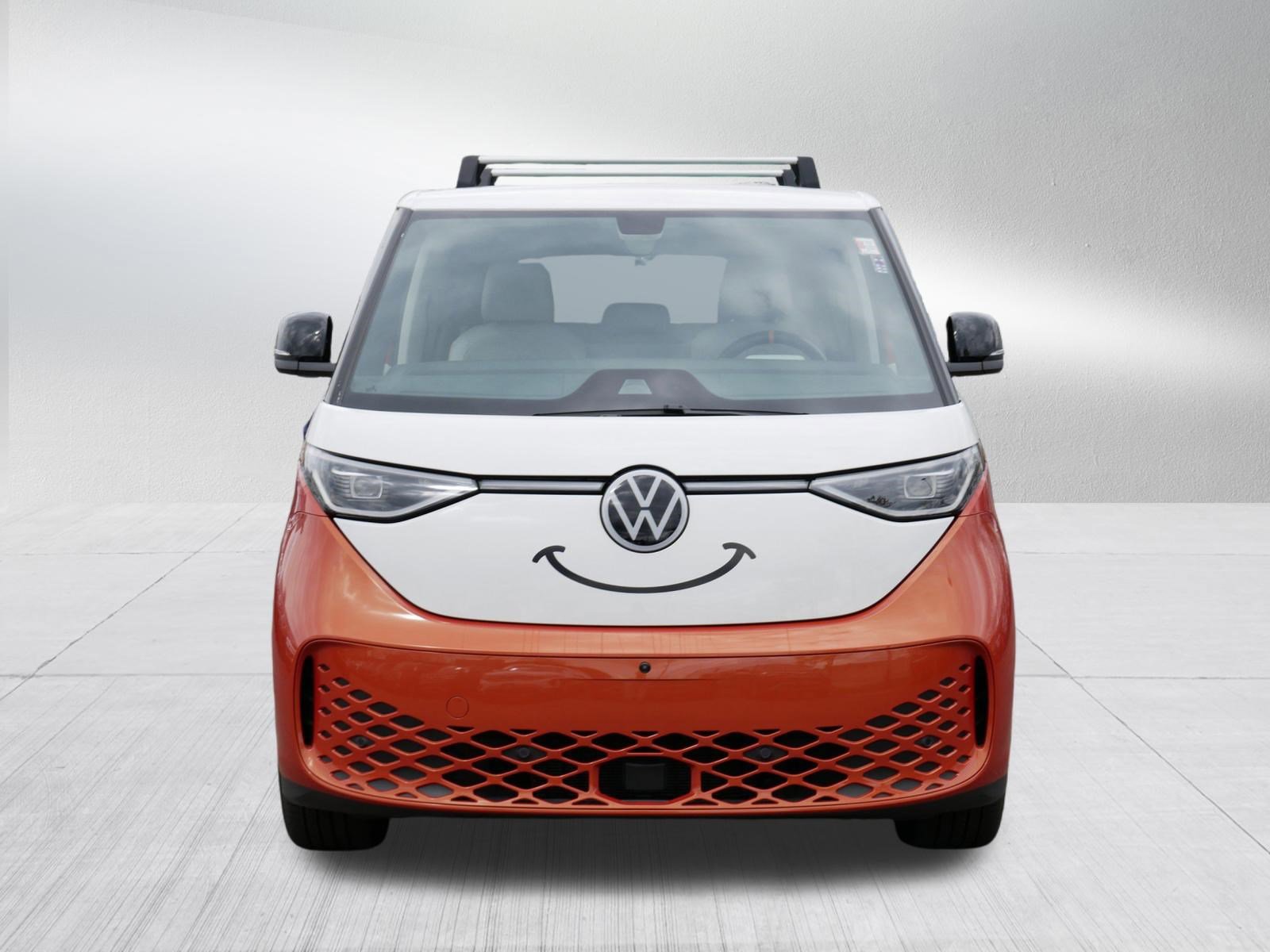 Used 2025 Volkswagen ID. Buzz 1st Edition RWD image 2