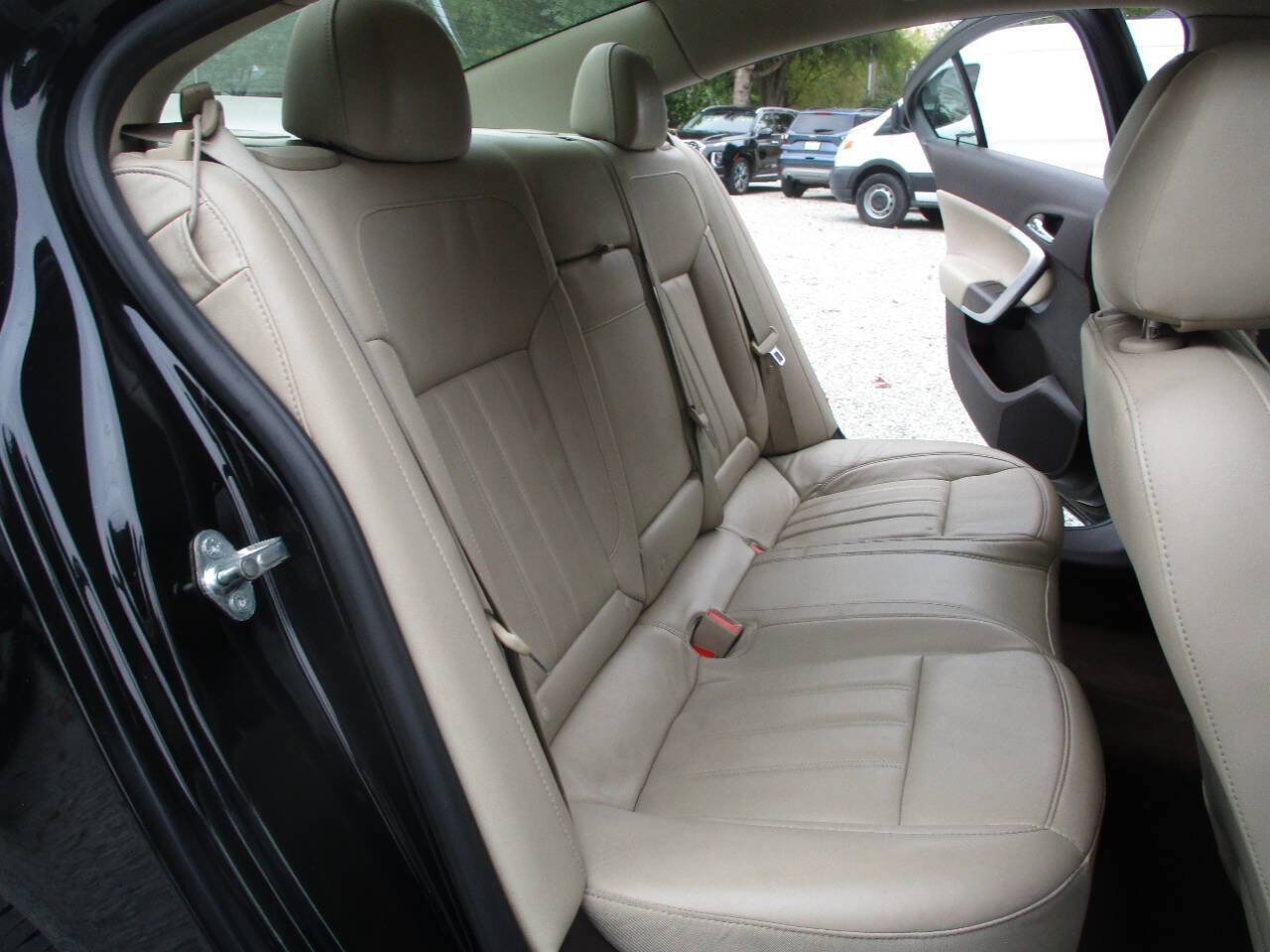 Used 2014 Buick Regal Premium image 25