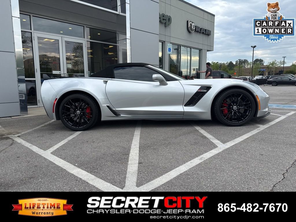 Used 2016 Chevrolet Corvette Z06 w/ 3LZ Preferred Equipment Group image 8
