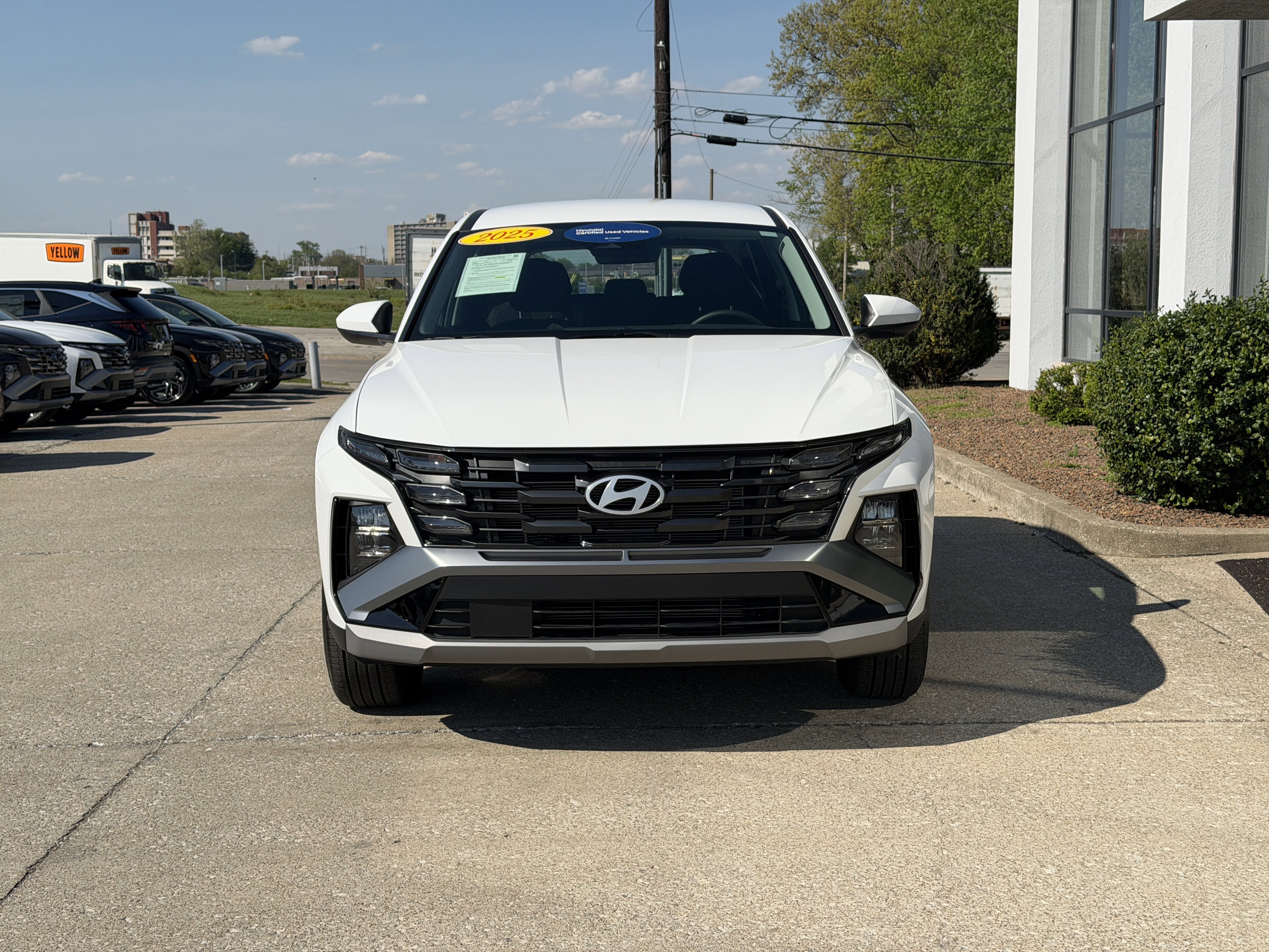 Certified 2025 Hyundai Tucson SE image 17