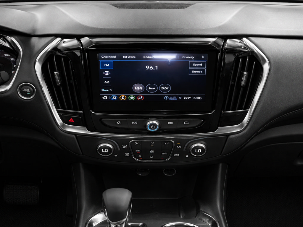 Used 2023 Chevrolet Traverse LT FWD image 14