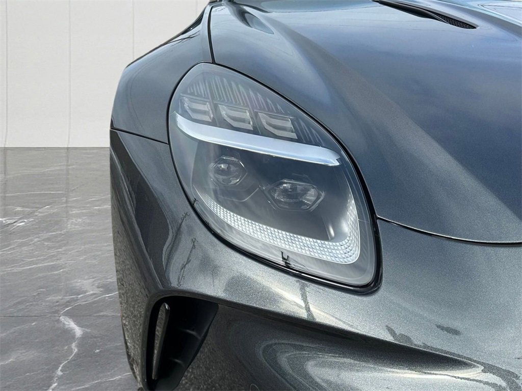 New 2026 Aston Martin V8 Vantage S image 15