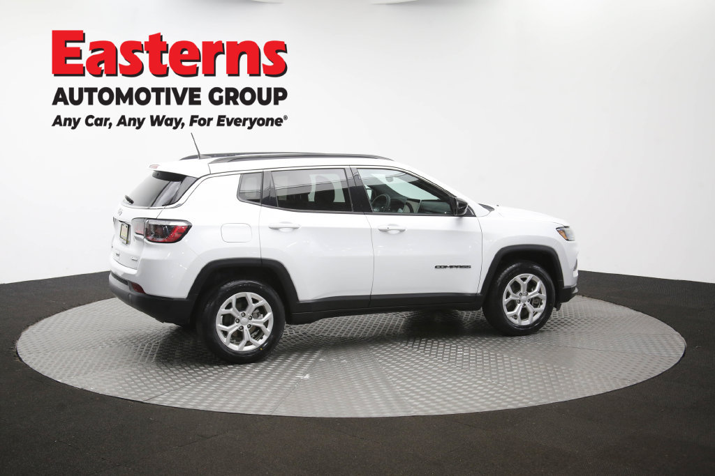 Used 2024 Jeep Compass Latitude AWD/4WD image 45